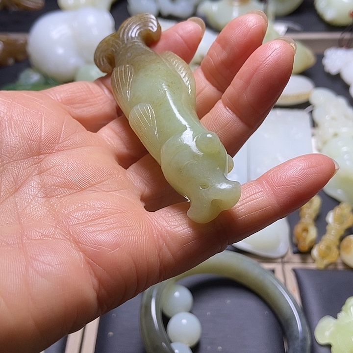 和田玉未镶嵌挂件