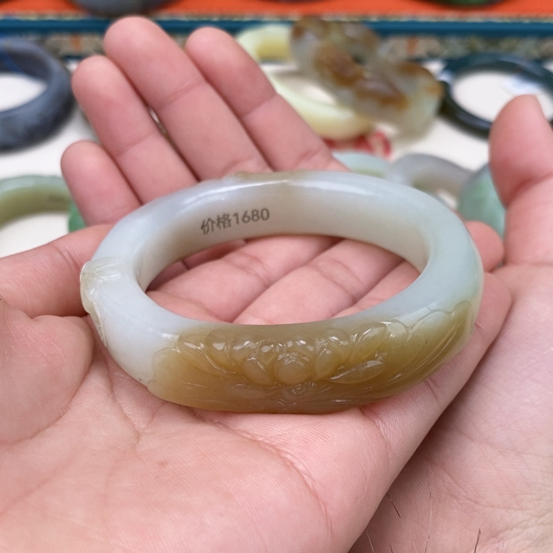 和田玉手镯 53.6未镶嵌