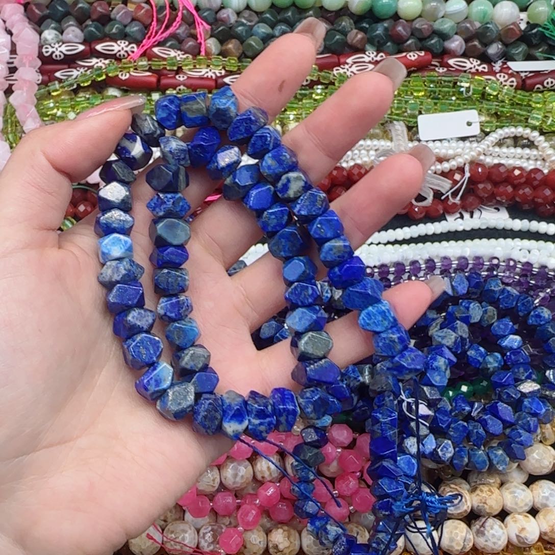 玛瑙/玉髓珠宝半成品未镶嵌天然青金冲角一条卡十