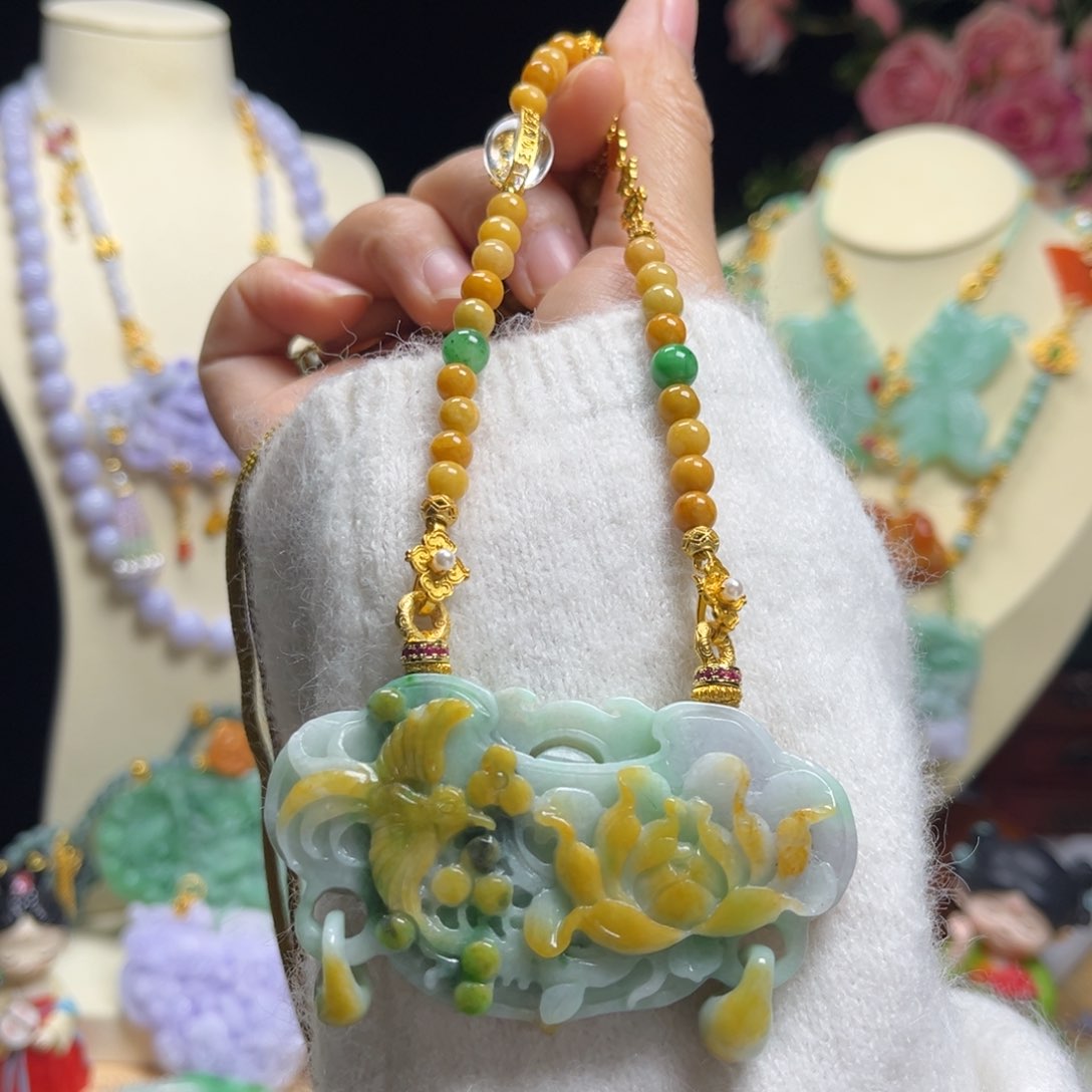 翡翠颈饰未镶嵌天然