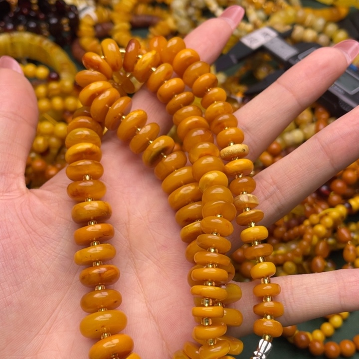 琥珀未镶嵌珠宝奇石