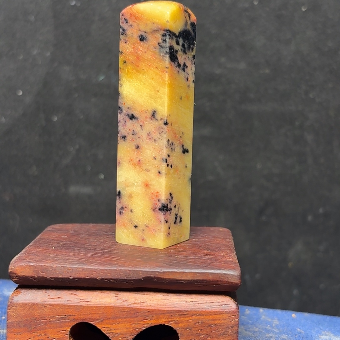 昌化石昌化水草鸡血石印章