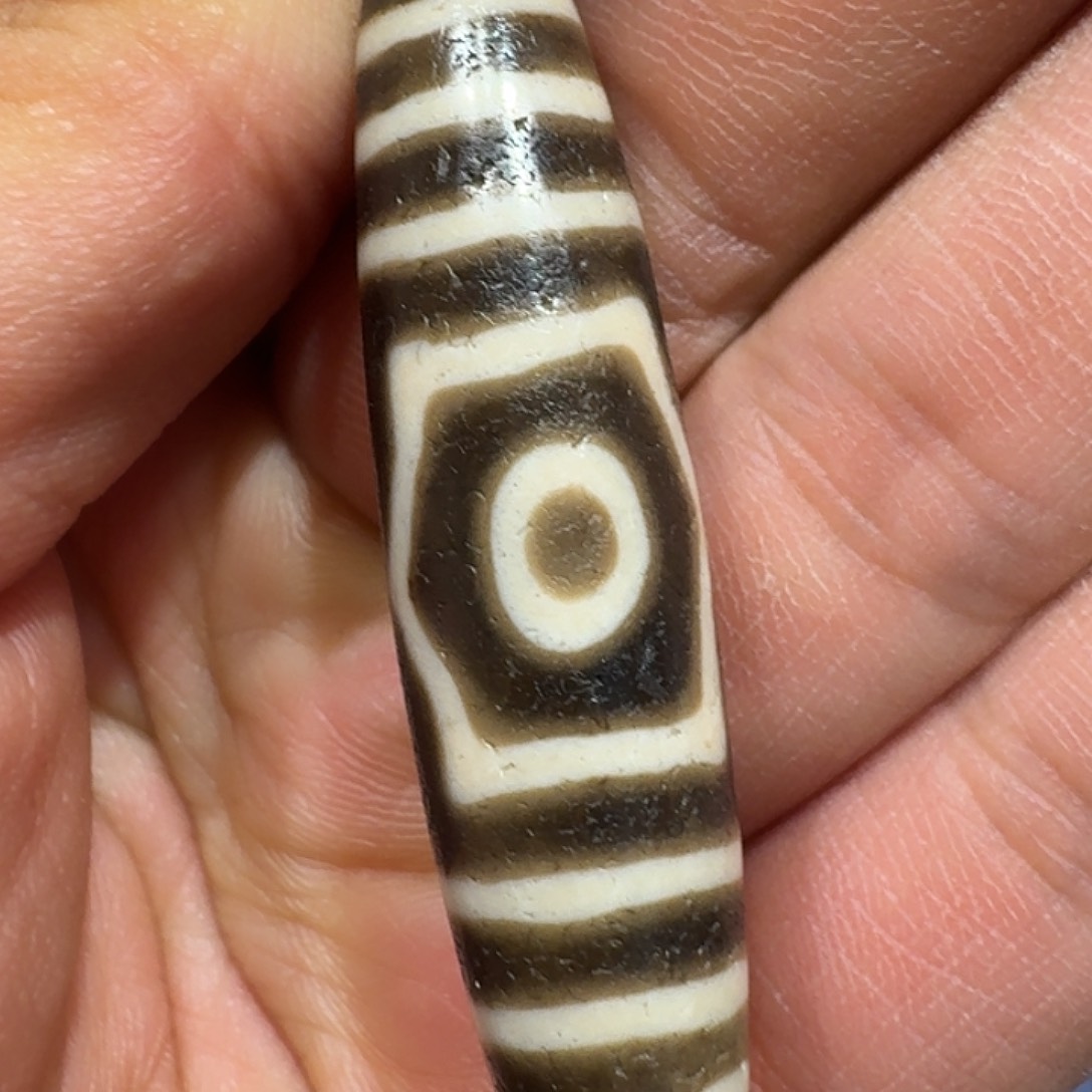 上肯台一宝盖三眼