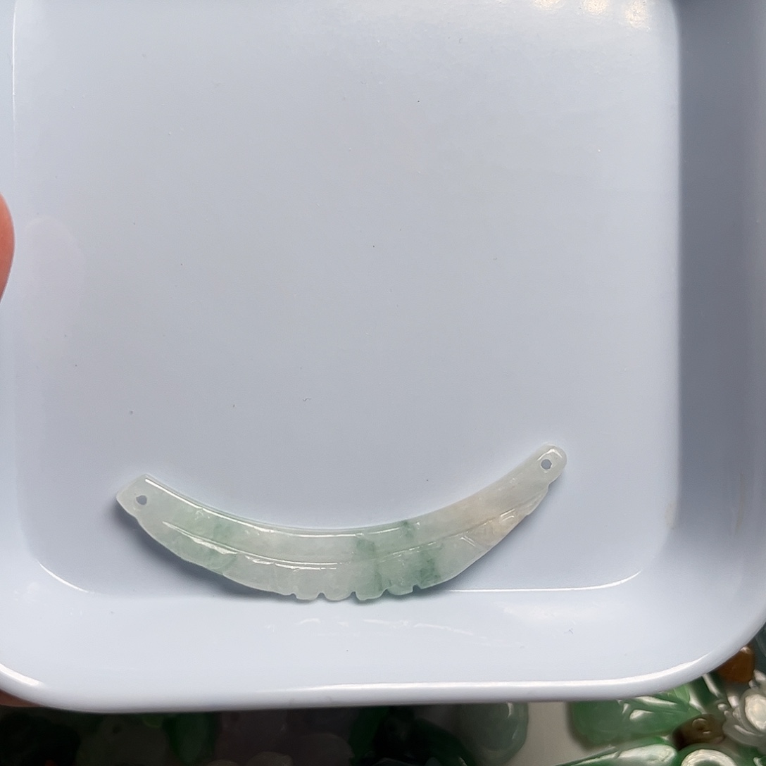颈饰未镶嵌翡翠天然翡翠