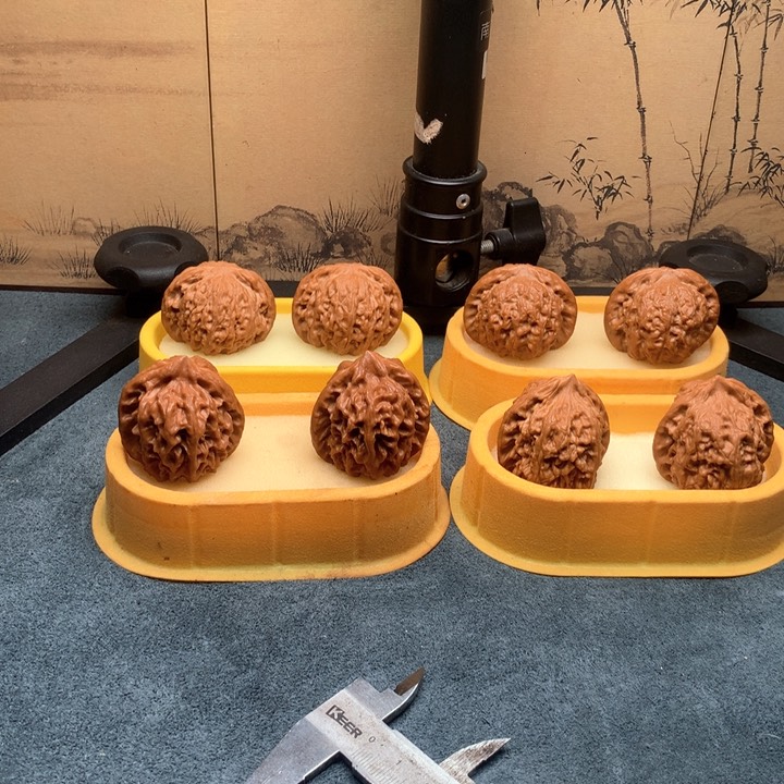 文玩核桃吊坠白*山西汉高楼