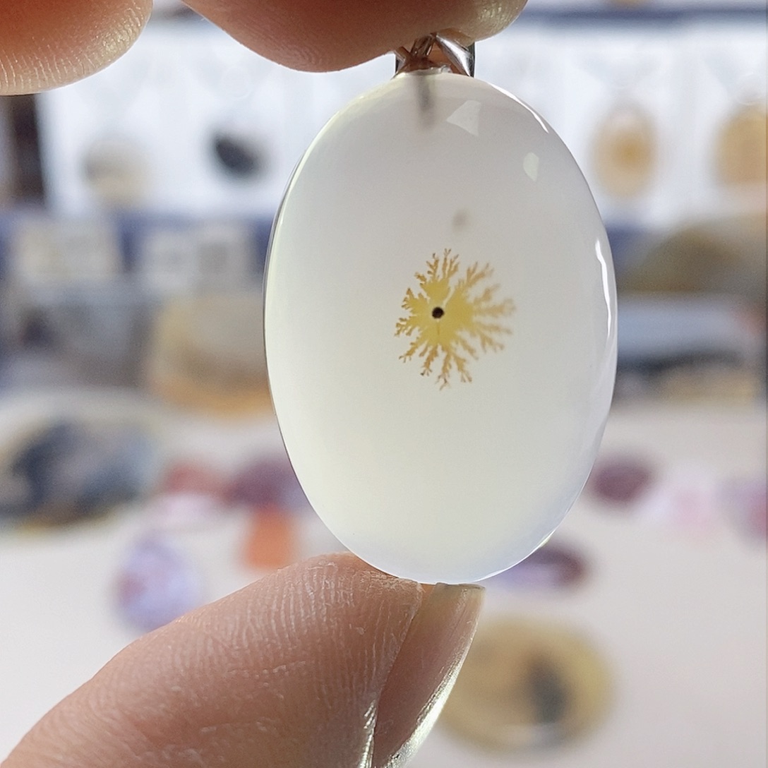 未镶嵌玛瑙/玉髓珠宝奇石