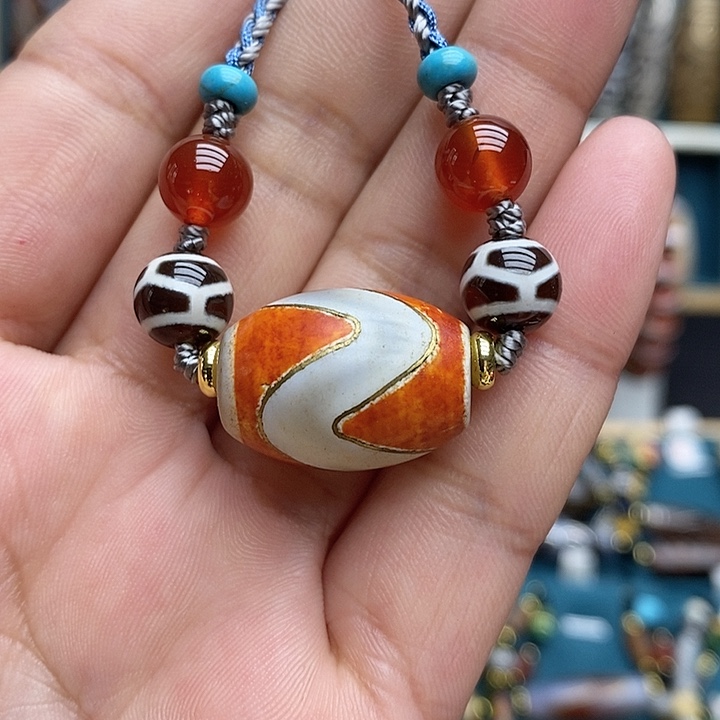 玛瑙/玉髓颈饰合金