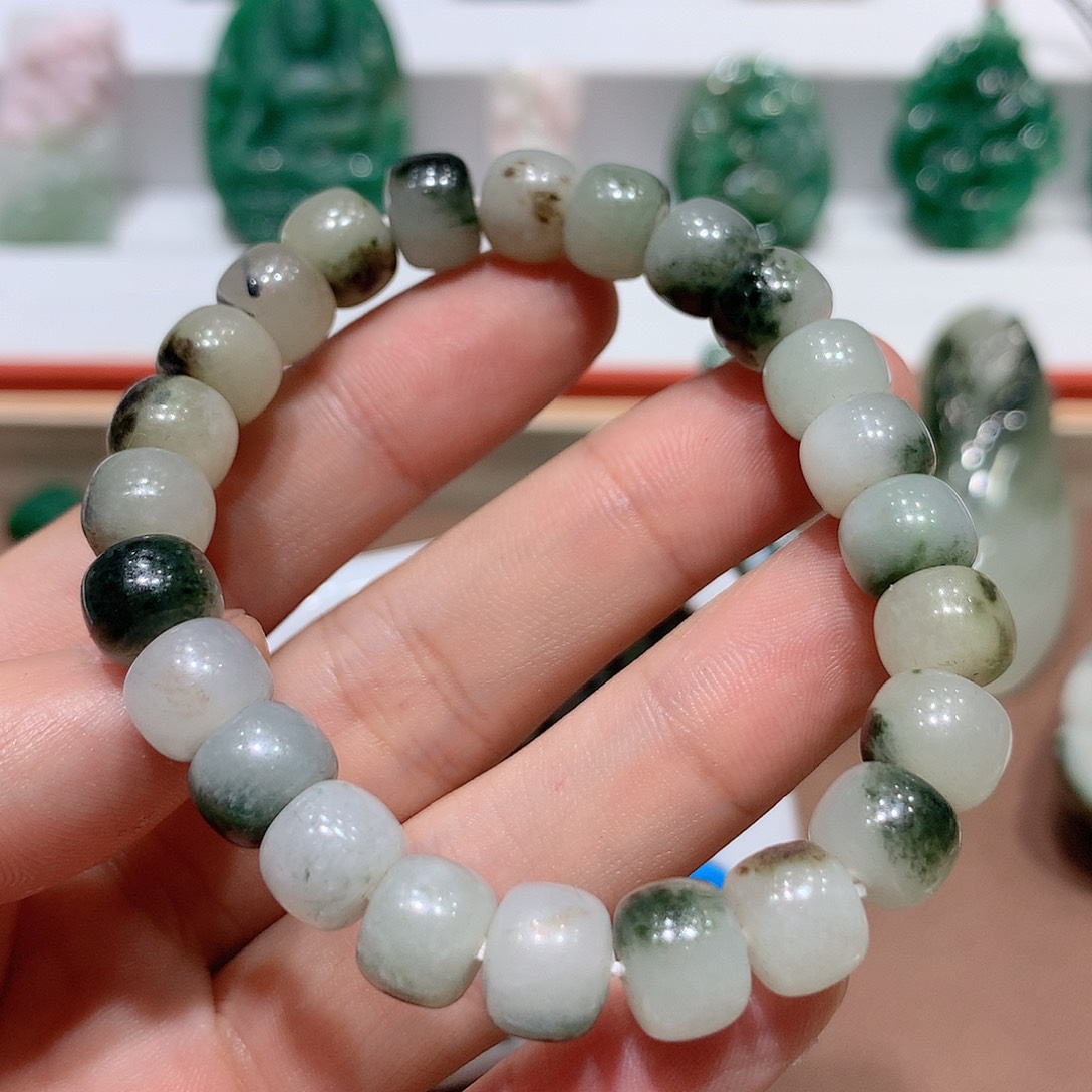 独山玉挂件未镶嵌