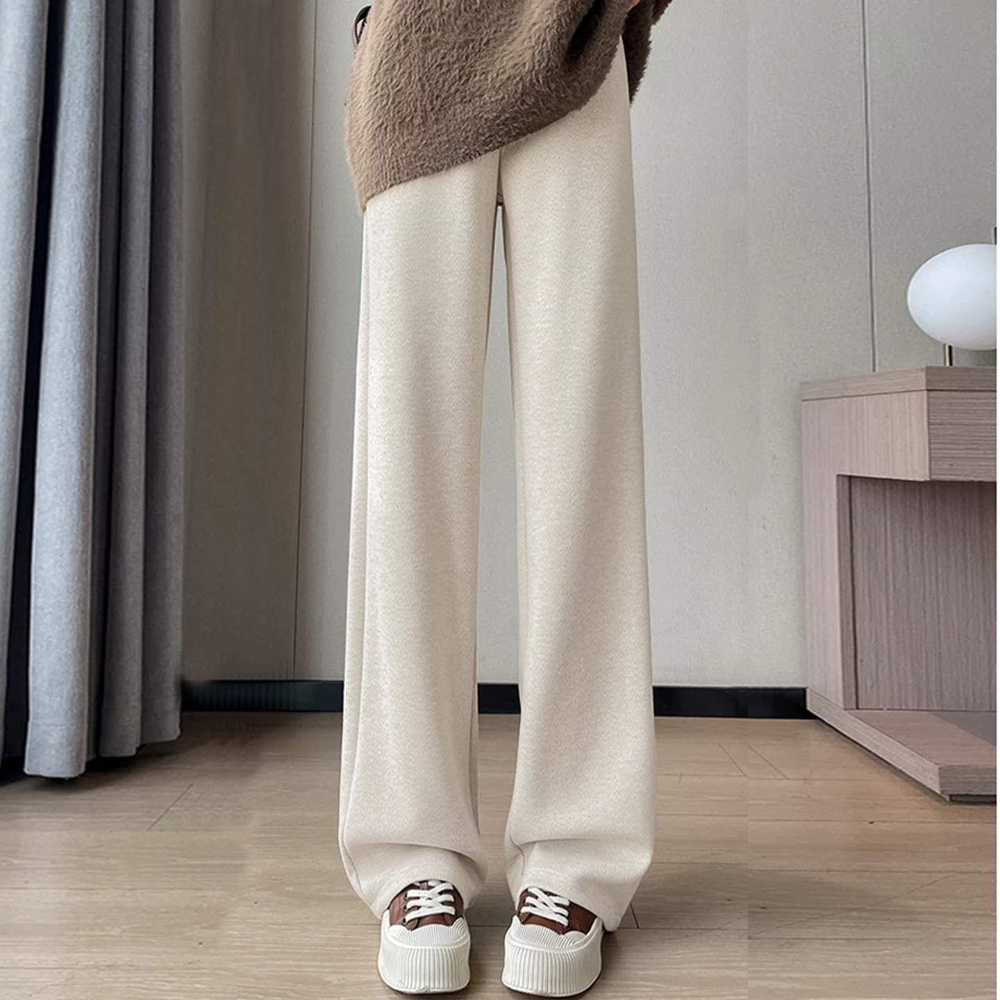 秋冬加绒加厚人字纹毛呢阔腿裤女醋酸羊毛高腰显瘦垂感窄版直筒裤