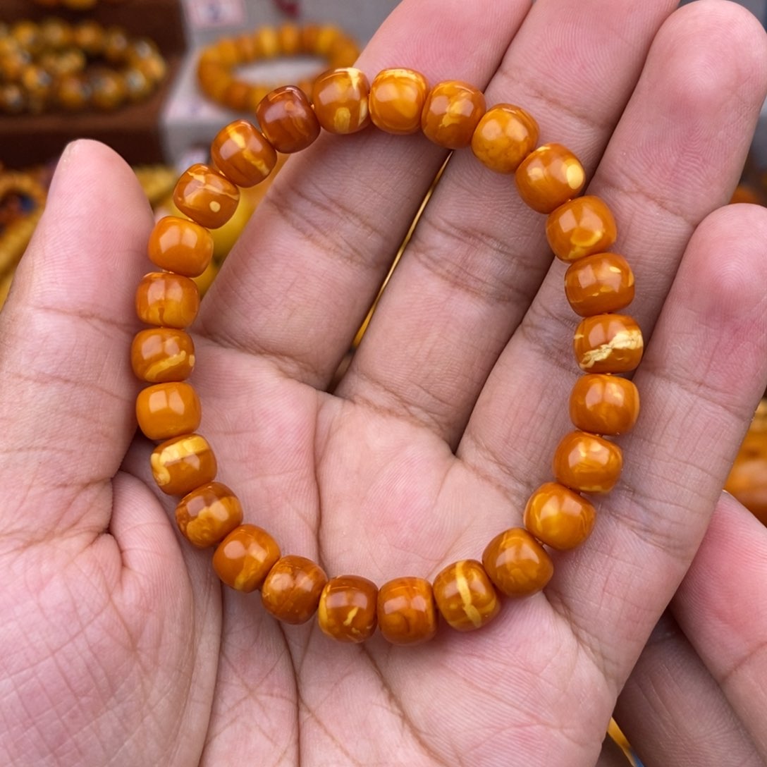 未镶嵌琥珀珠宝奇石