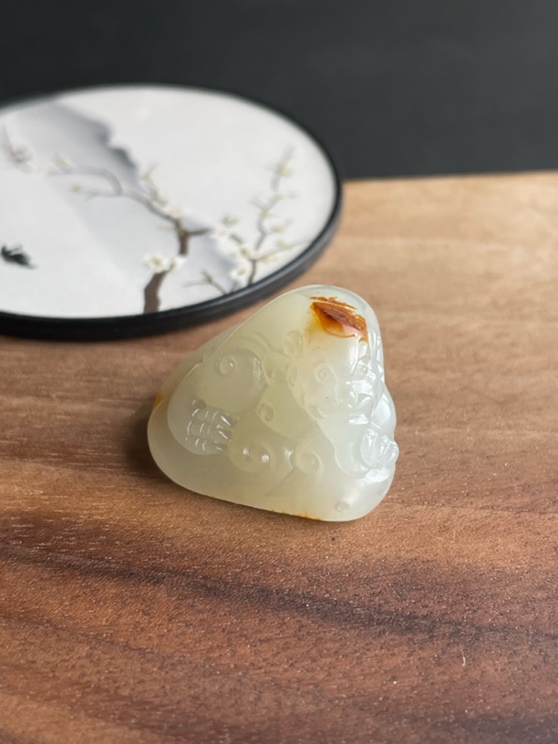 精品新疆和田玉红皮白肉貔貅吊坠挂件 玉质油润细腻几乎过灯8.7克