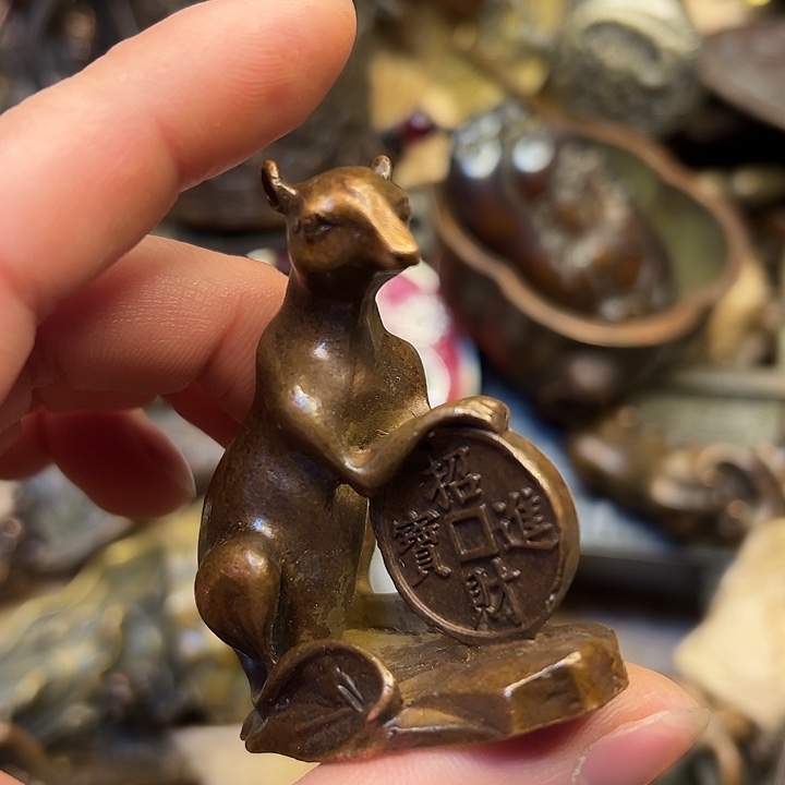 铜器工艺摆件制作的，铜铜铜