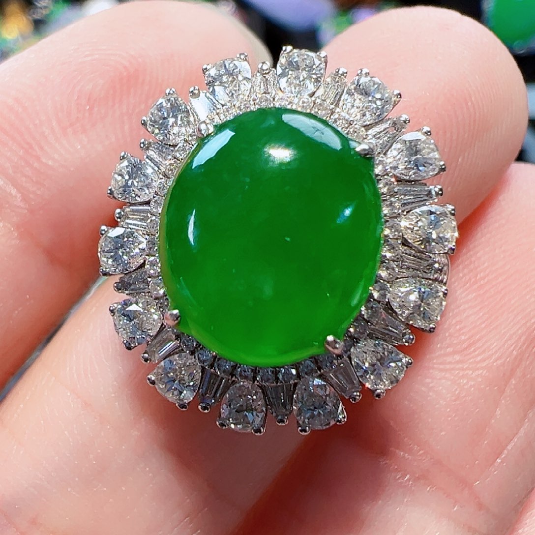 翡翠戒指18K金镶嵌签收后24小时鉴赏期