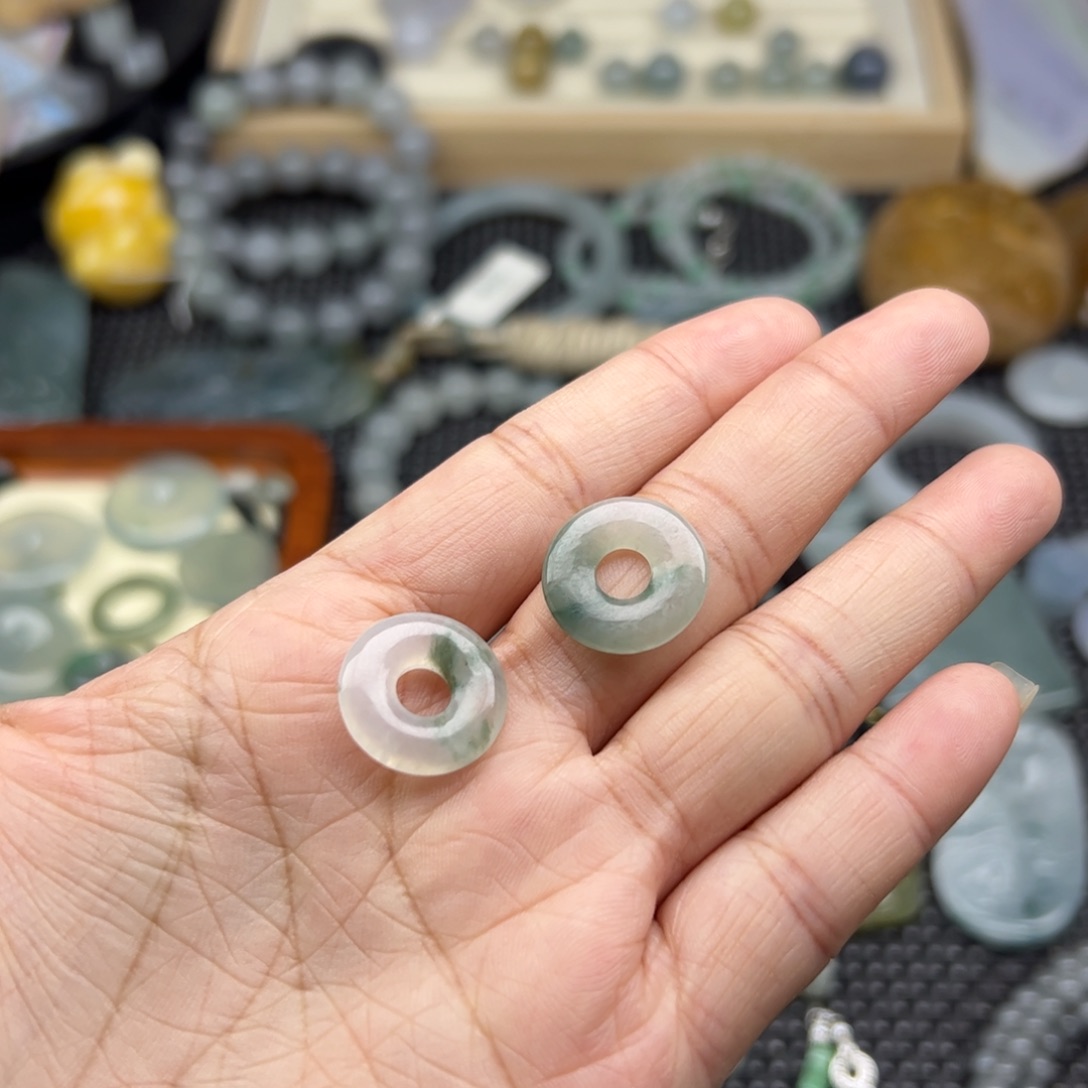 颈饰未镶嵌翡翠小***ღ甜甜圈