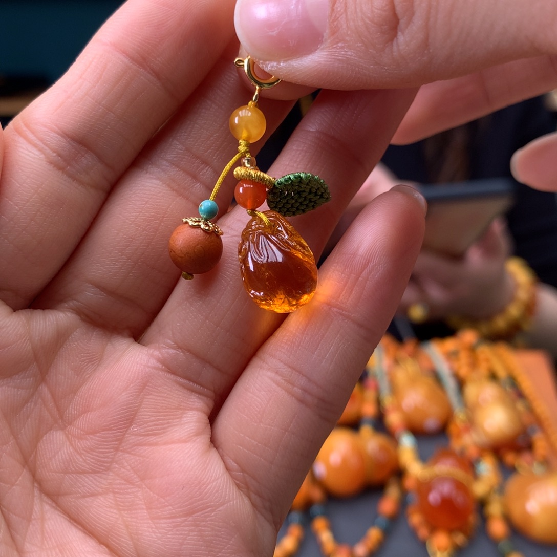 琥珀未镶嵌吊坠(不含链)天然