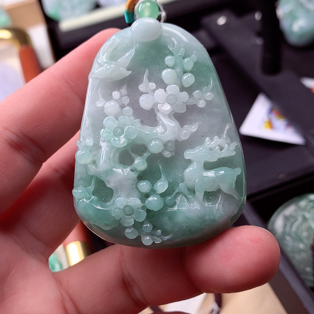 z***包翡翠未镶嵌吊坠(不含链)