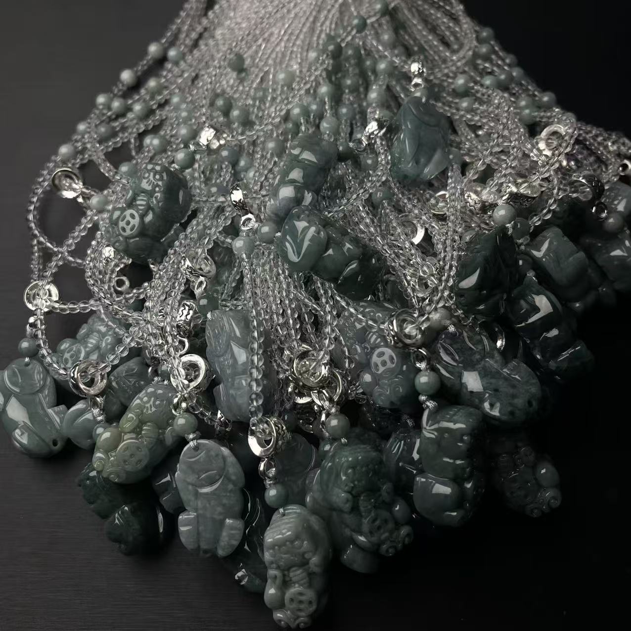 ZBG2291翡翠貔貅吊坠(珠宝多样性发其一）