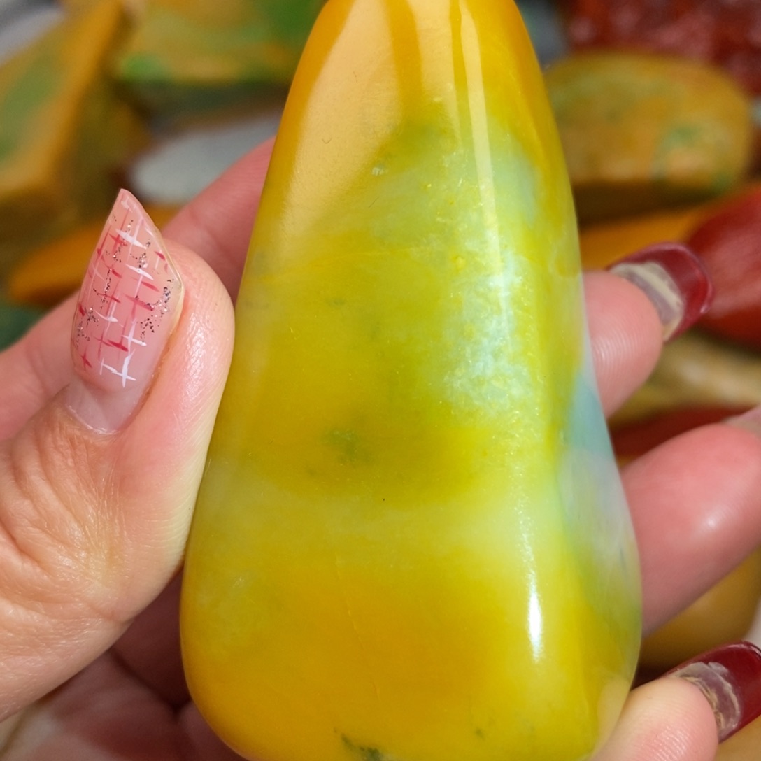 翡翠颈饰未镶嵌缅甸翡翠