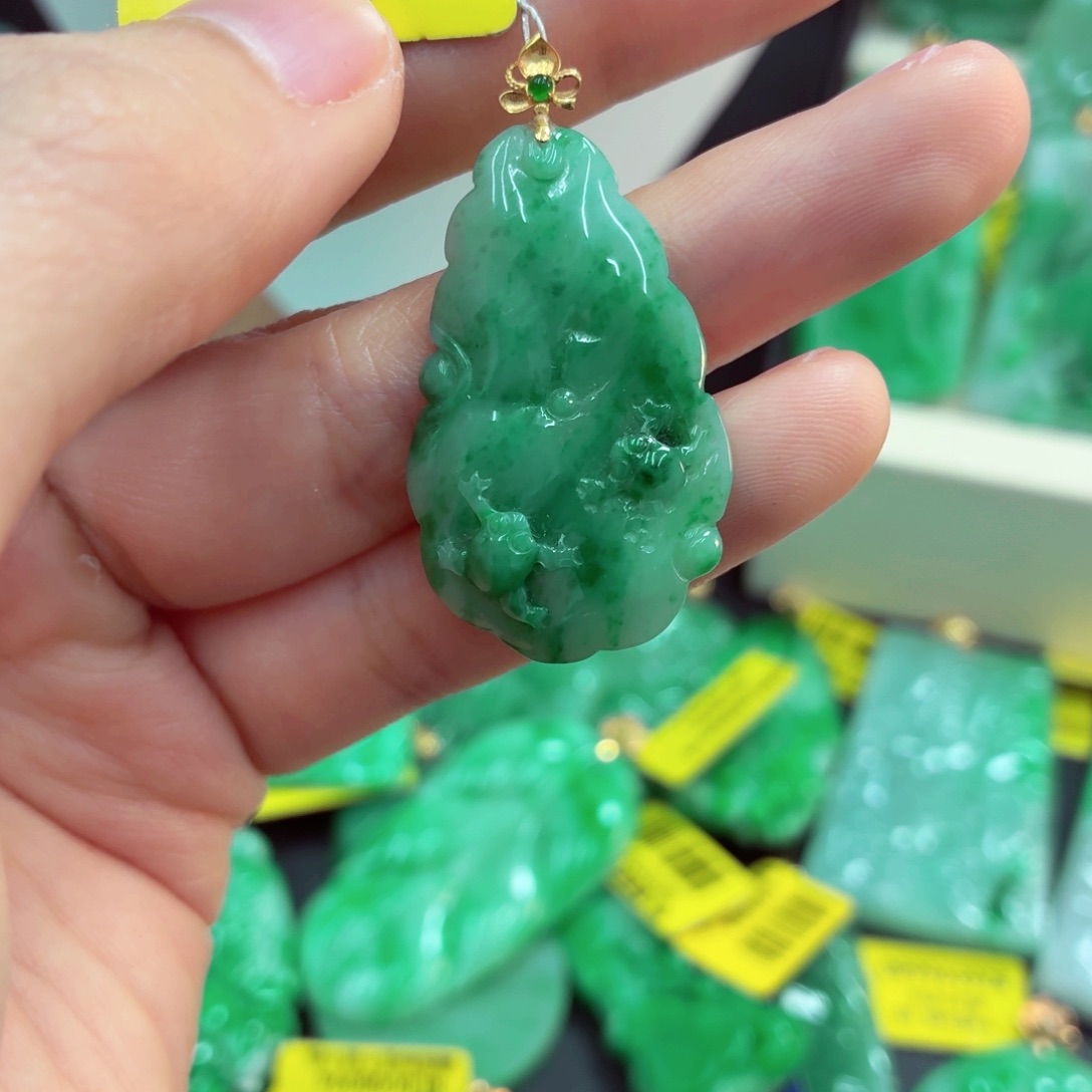 翡翠18K金镶嵌吊坠(不含链)