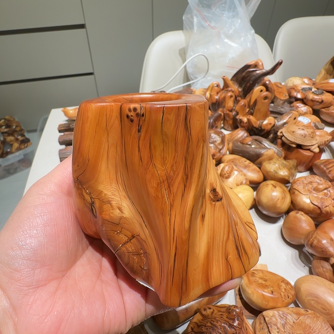 柏木（崖柏）太行崖柏陈化黑油笔筒