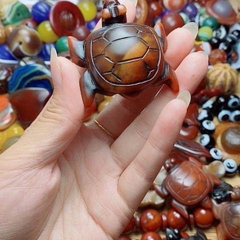 珠***侠未镶嵌玛瑙/玉髓珠宝半成品