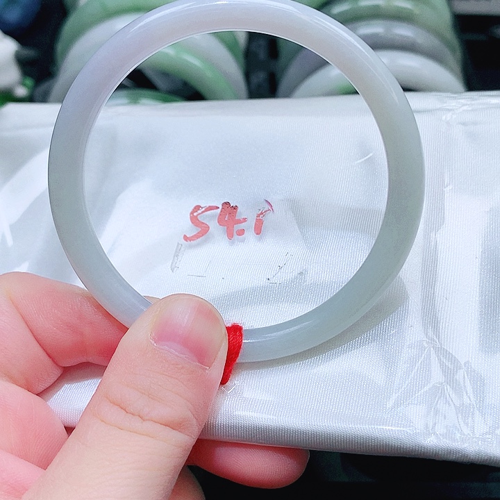 翡翠未镶嵌手镯522