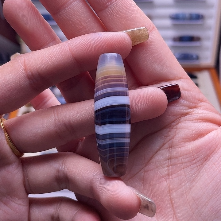 日***飒玛瑙/玉髓未镶嵌颈饰