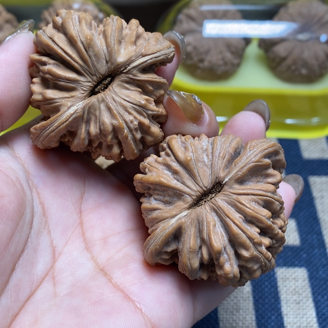 时***雨吊坠文玩核桃篓子