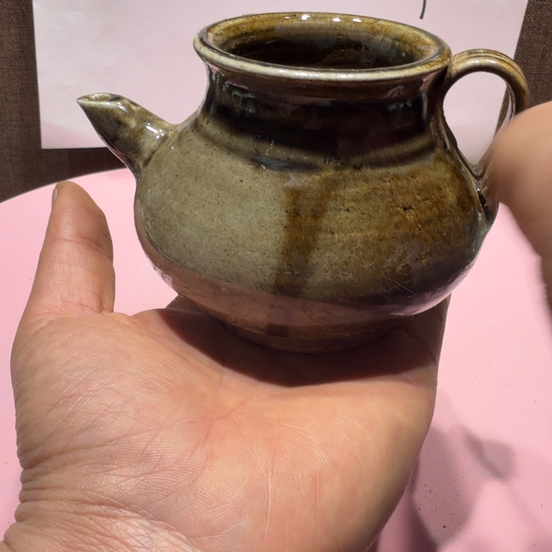 陶其他漂亮的小瓷瓶子