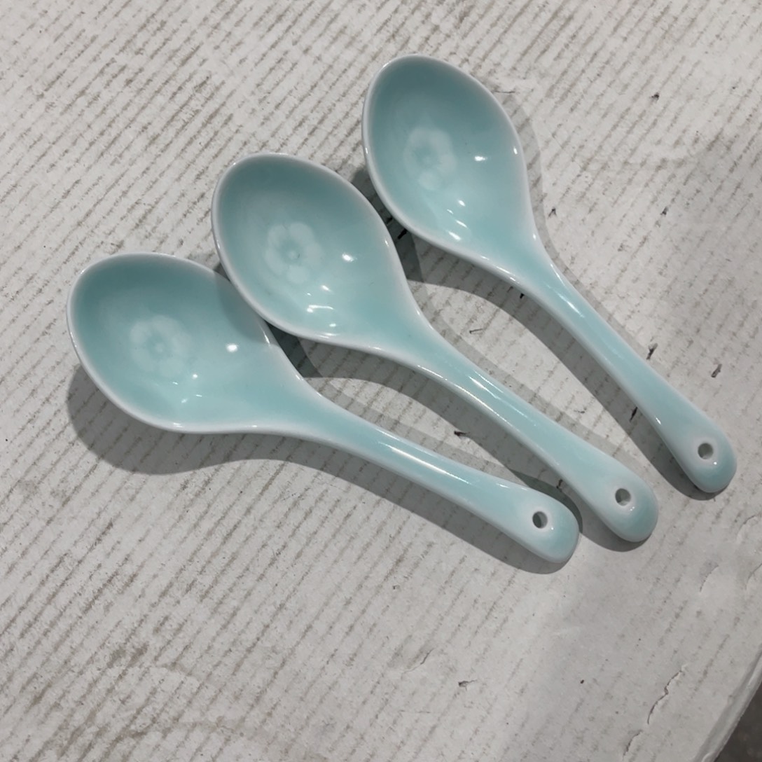 瓷片哈哈哈哈哈哈哈哈哈哈哈哈