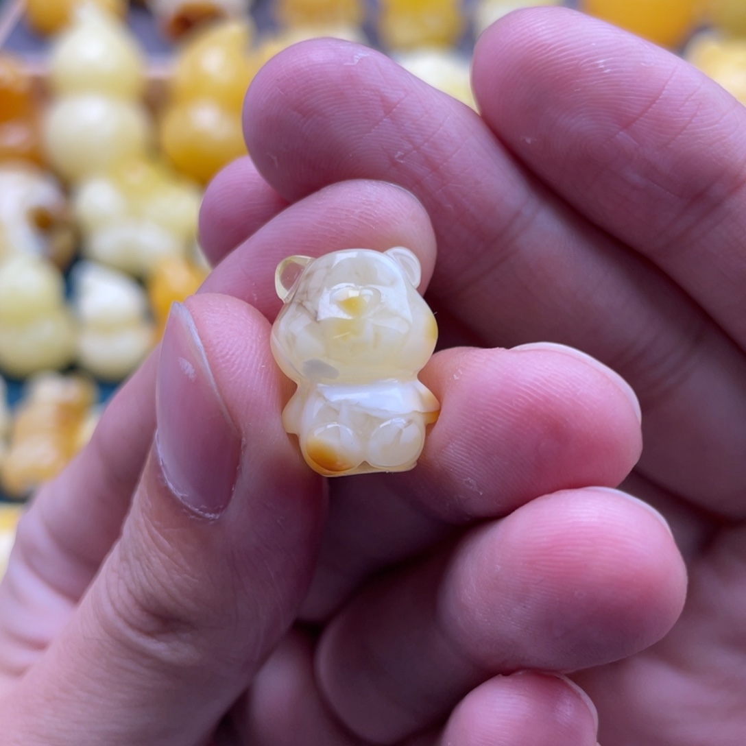 琥珀未镶嵌裸石蜜蜡