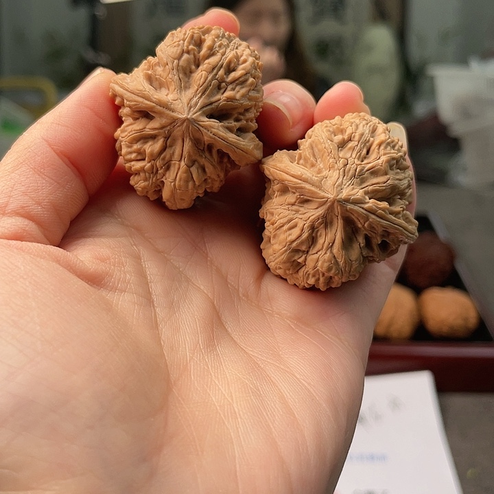 文玩核桃把件西北将军