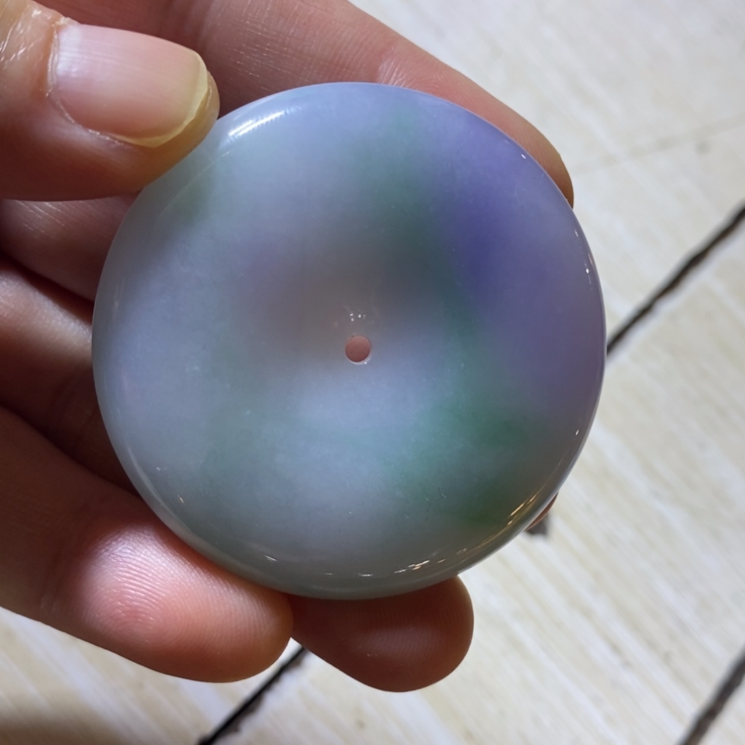 翡翠未镶嵌颈饰春带彩平安扣