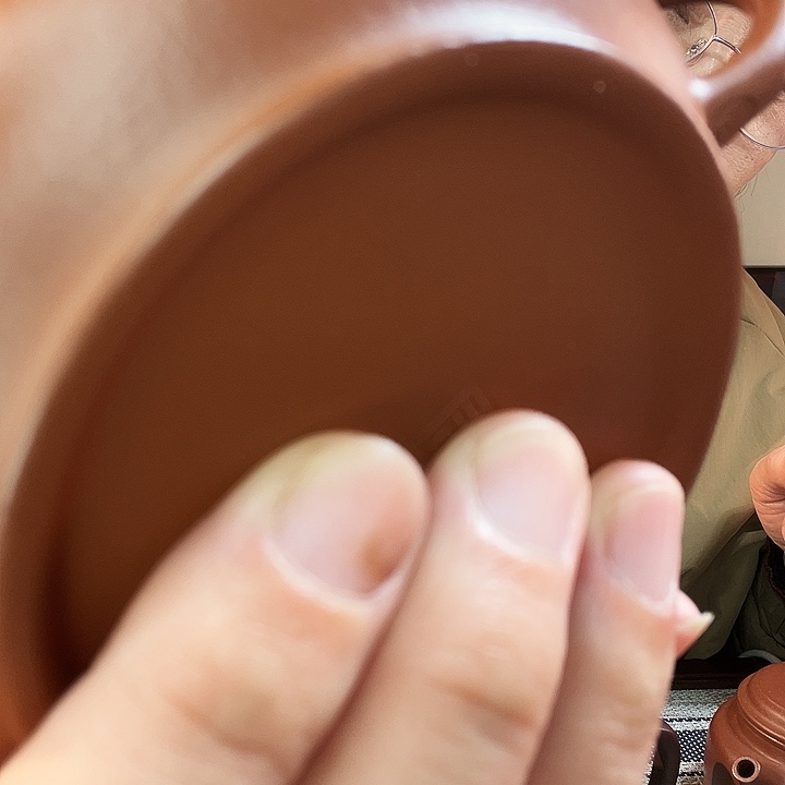 朱泥茶壶零*?底部有点