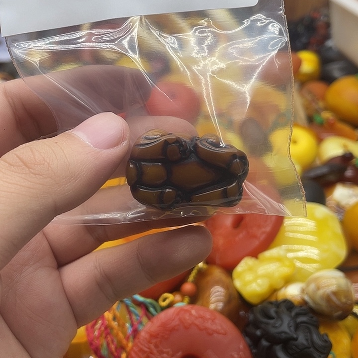 Y02高端定制新款时尚