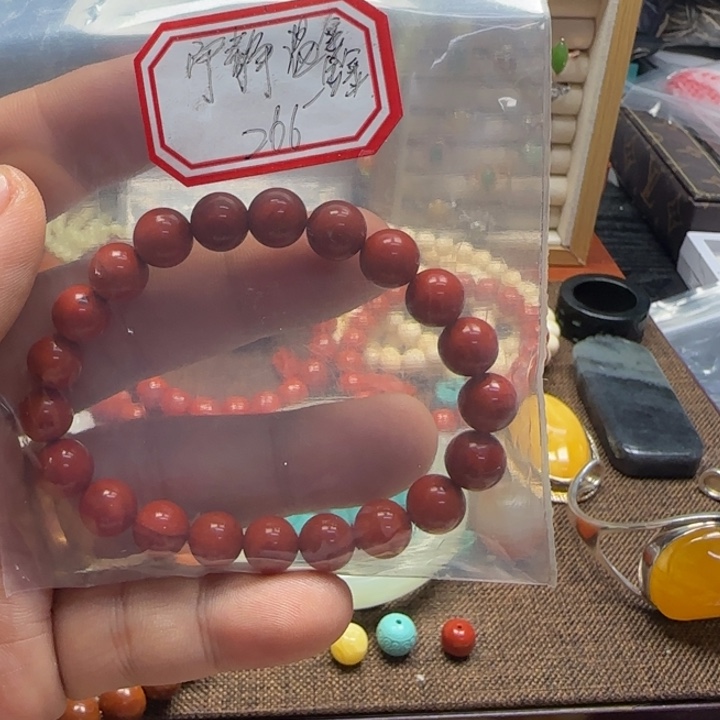 翡翠颈饰未镶嵌宁***?