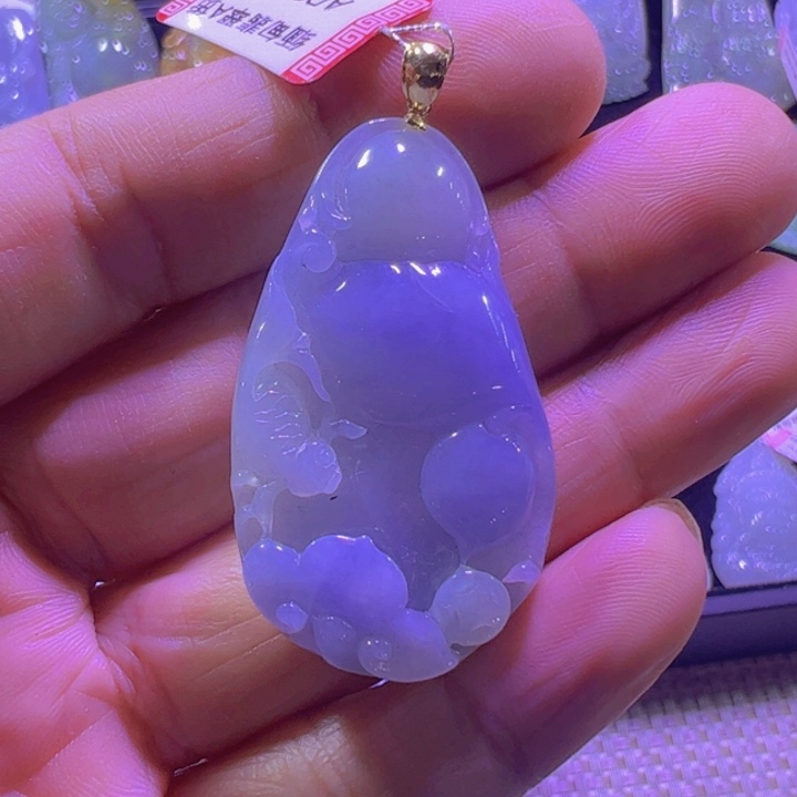 翡翠吊坠(不含链)未镶嵌
