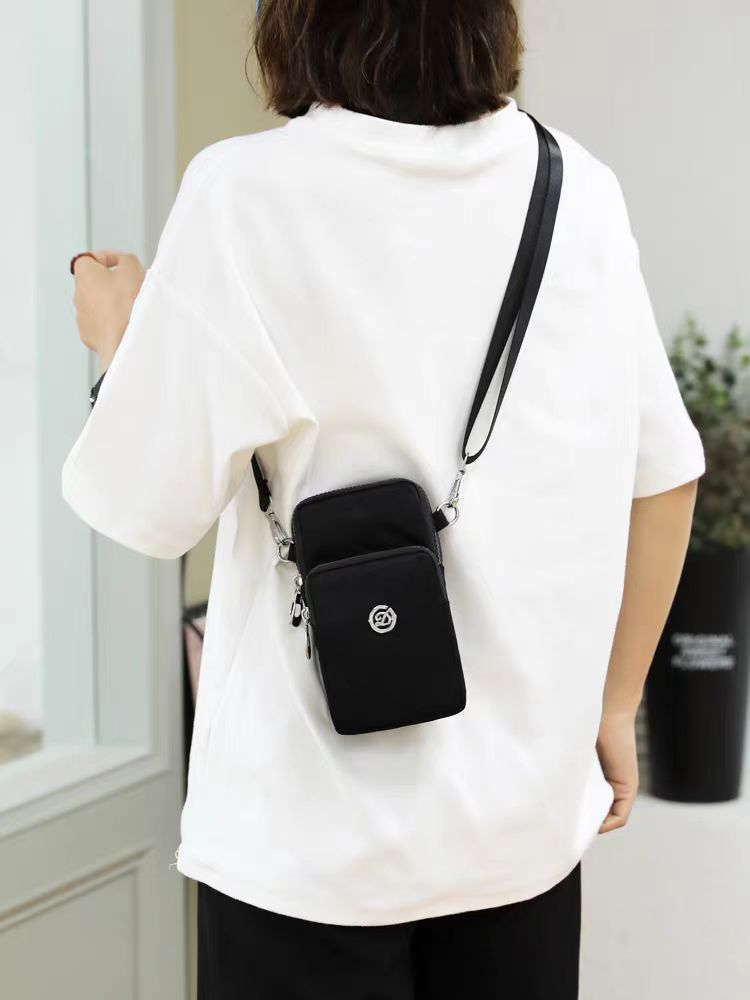 9*17*4cm女士斜挎迷你小包挂脖便携手腕包多功能时尚休闲包S455