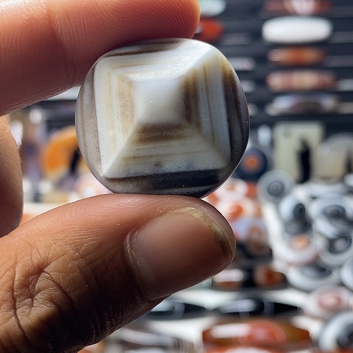 未镶嵌颈饰玛瑙/玉髓