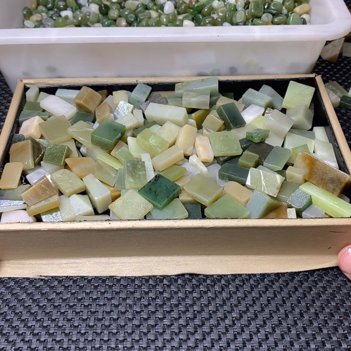 和田玉（糖玉）珠宝半成品未镶嵌