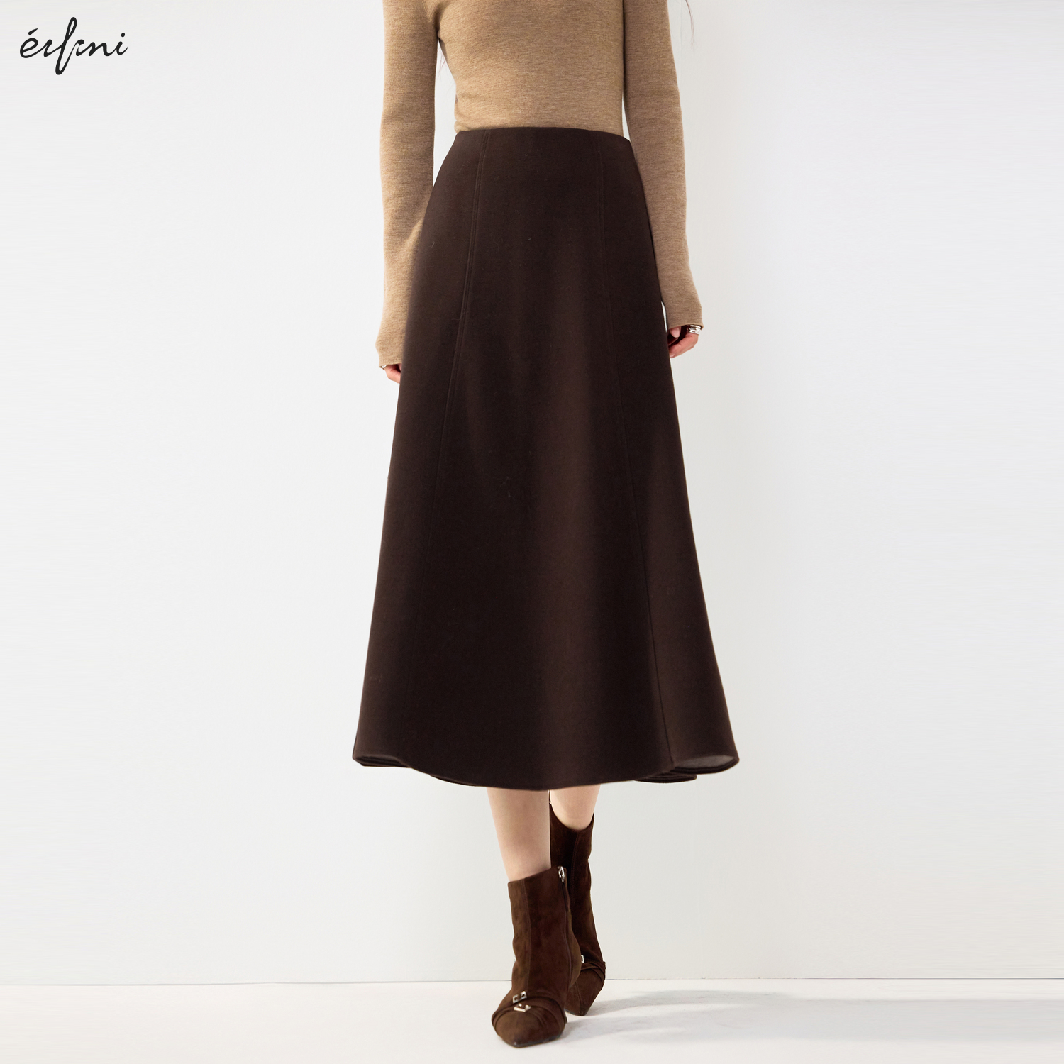 伊芙丽简约百搭柔软舒适糯米加厚半身裙2025冬季新款1GC941571