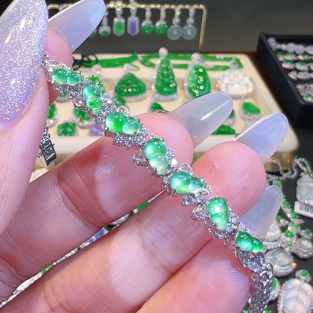 翡翠手链18K金镶嵌翡翠