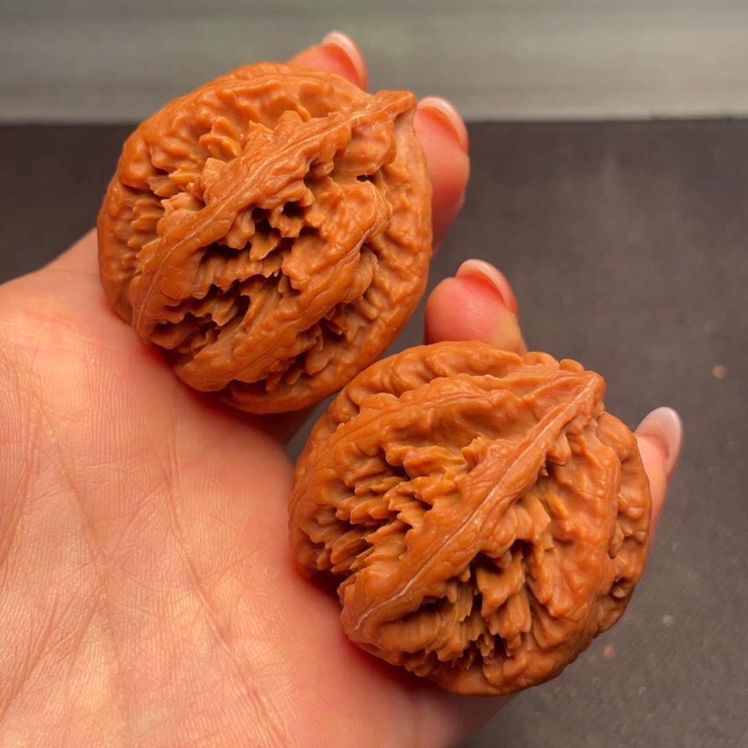 文玩核桃吊坠秦岭野生核桃