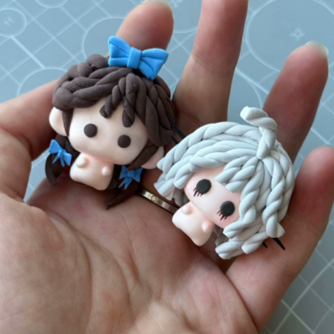 第五人格小女孩豆丁体粘土手工挂件
