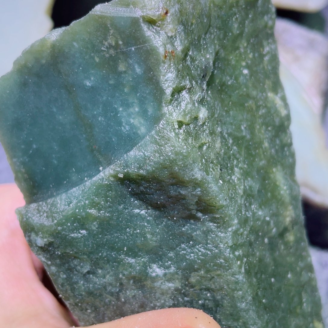 和田玉未镶嵌珠宝半成品