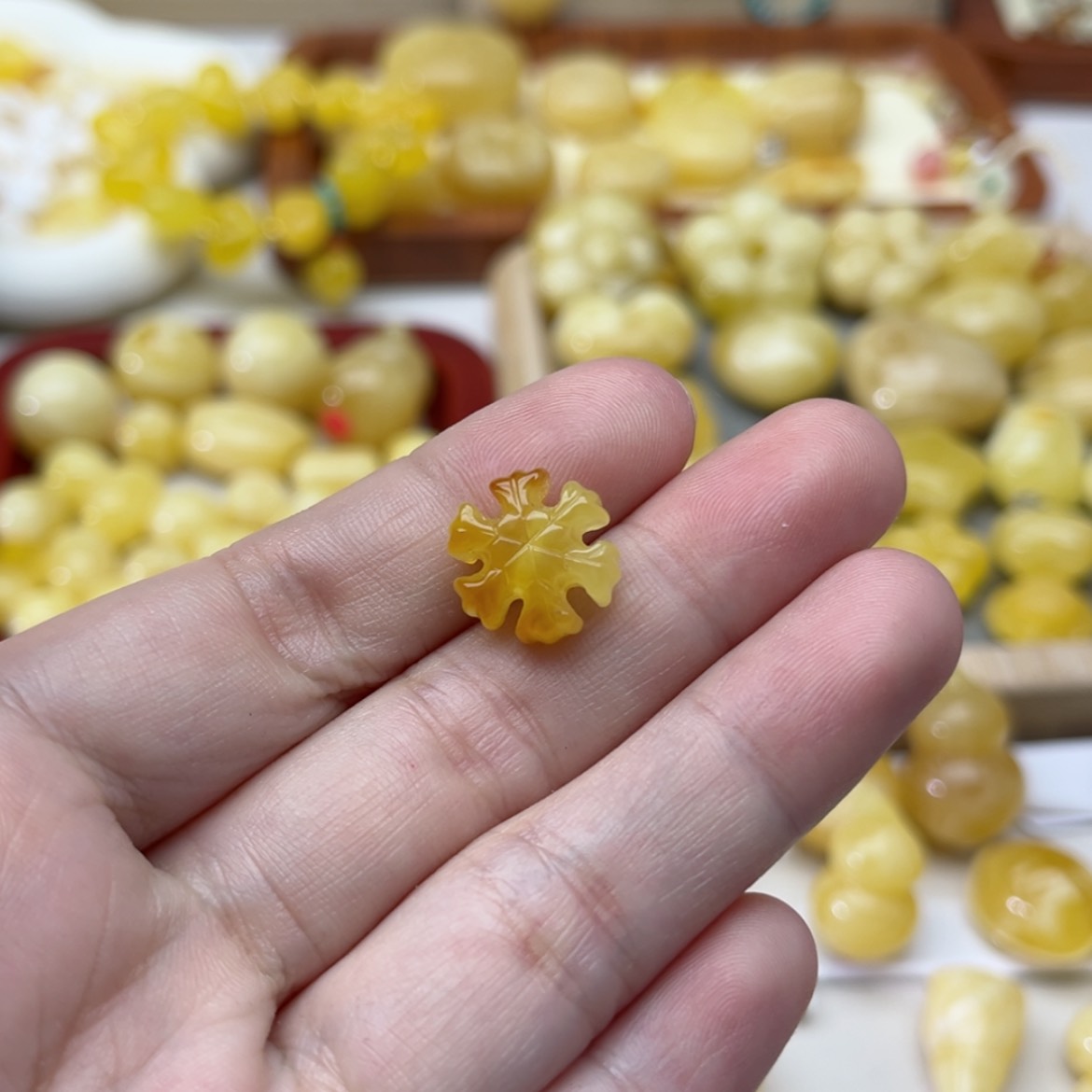 【闪购商品】未镶嵌蜜蜡裸石配饰