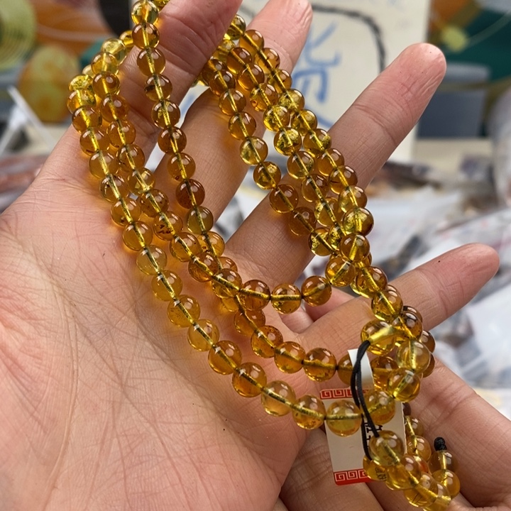 琥珀珠宝奇石未镶嵌