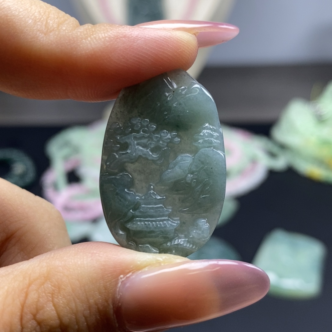 翡翠未镶嵌颈饰翡翠