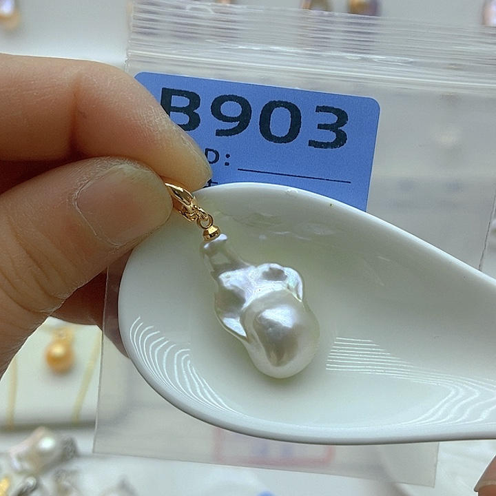 淡水珍珠颈饰未镶嵌