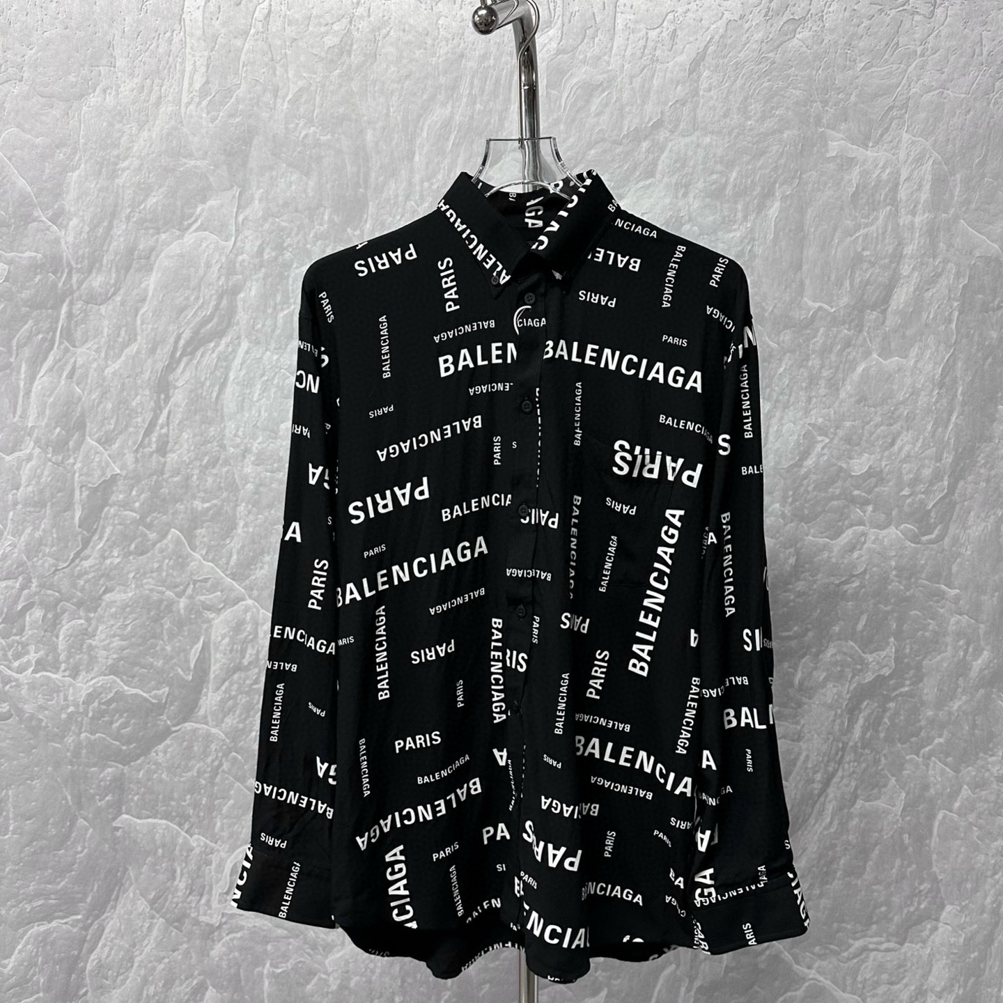 未使用 Balenciaga/巴黎世家 字母满印长袖衬衫 34码 J01958